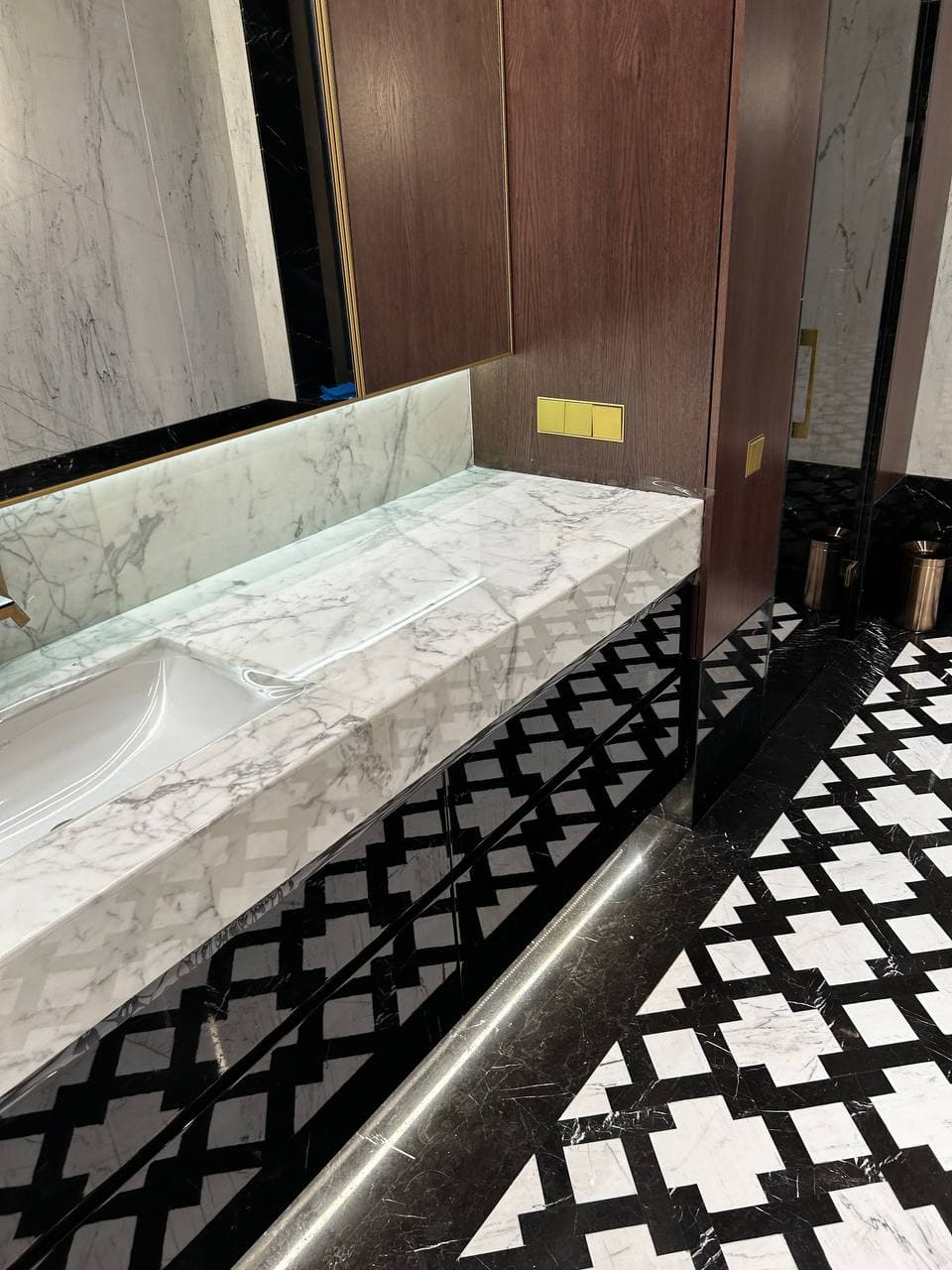 Пример выполненного проекта с полиуретановой пленкой